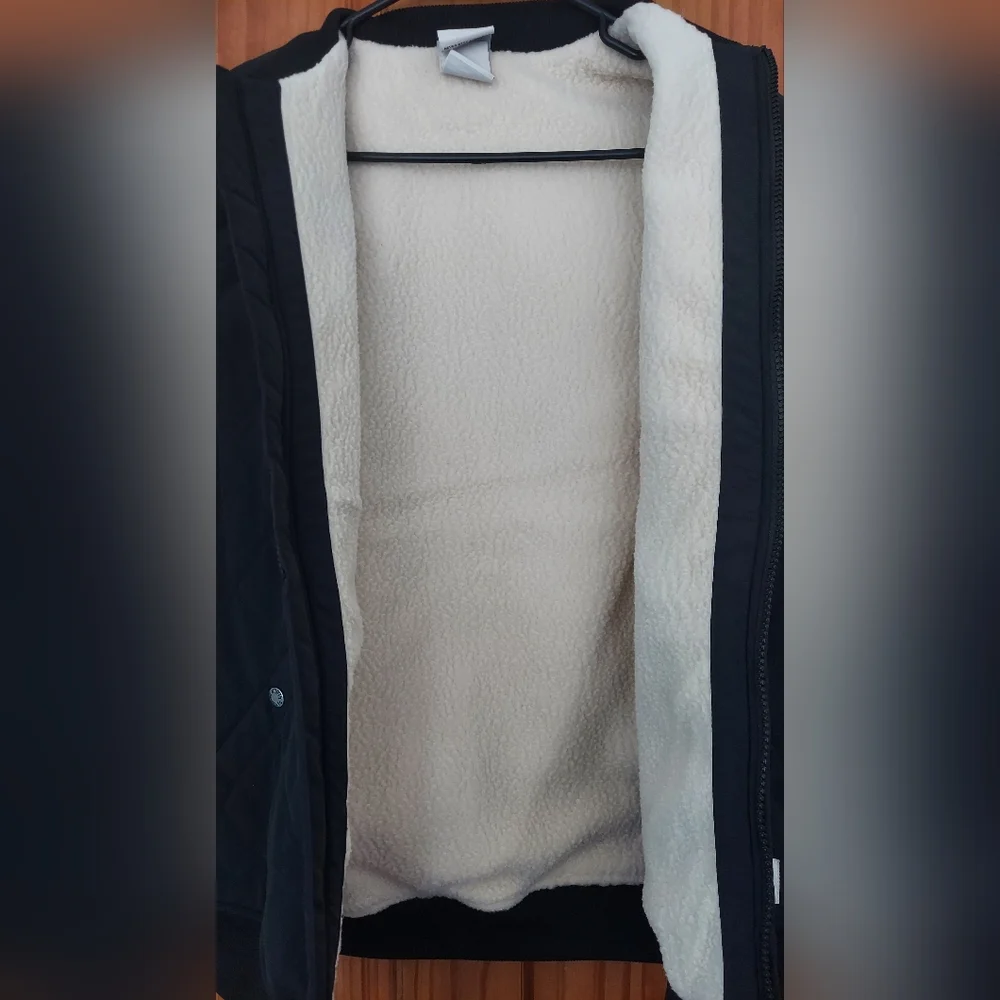 The North Face Navy & White Fleece Lined Quilted Vest Men Size Small NWT Preppy